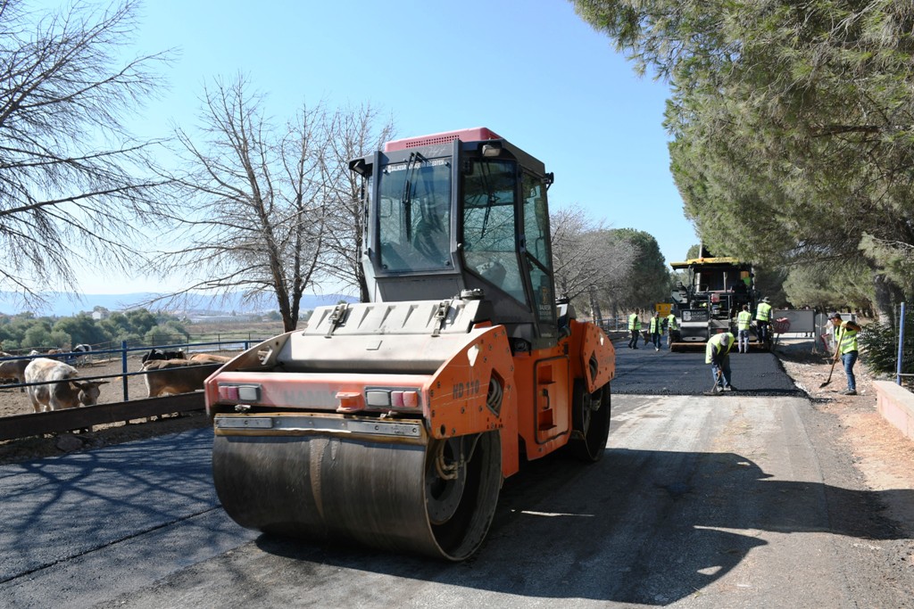 07.08.2024_yillardir_yapilmayan_yolu_baskan_akin_yapti_9 Yıllardır yapılmayan yolu Başkan Akın yaptı