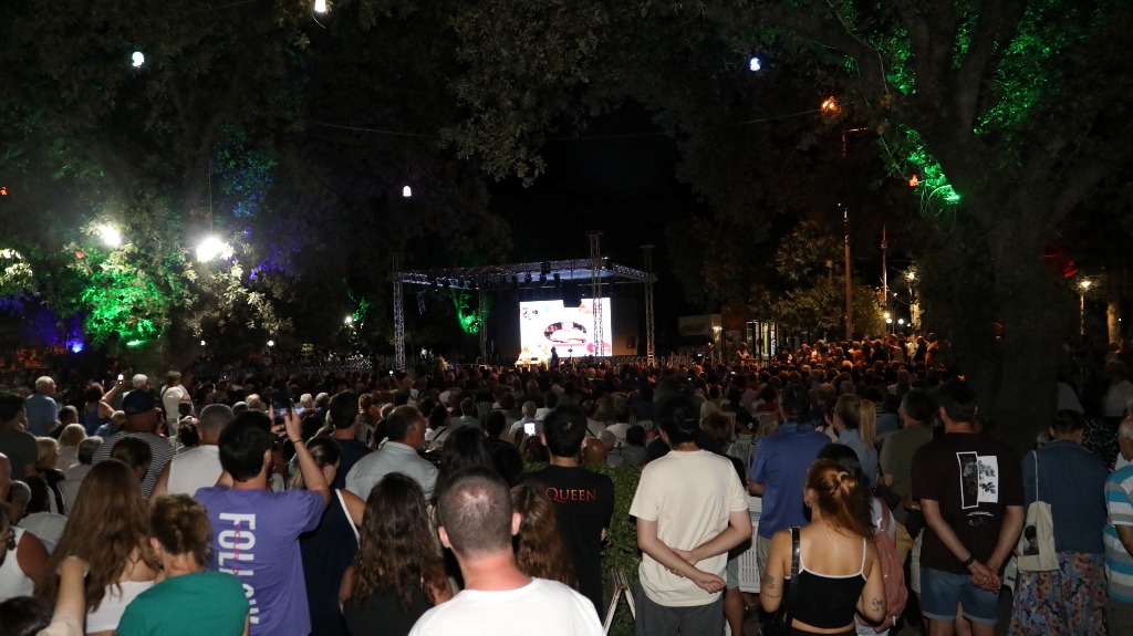 7 Burhaniye'de Festival Heyecanı