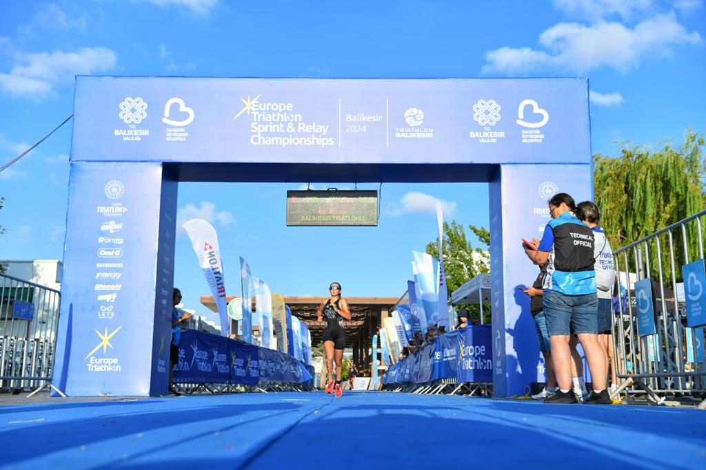balikesir_triatlonu_avrupa_sampiyonasi_rekora_imza_atti_12 “Balıkesir Triatlonu Avrupa Şampiyonası” rekora imza attı