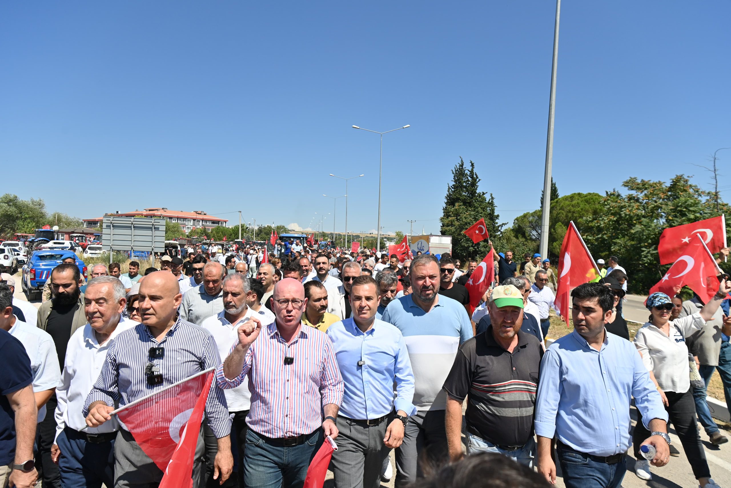 ‘Çiftçimiz ne kadar üretirse, memleketimiz o kadar kalkınır’