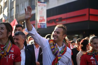 baskan_akin_kurtdereli_mehmet_pehlivana_sahip_cikacagiz_15-345x230 Başkan Akın: Kurtdereli Mehmet Pehlivan’a sahip çıkacağız