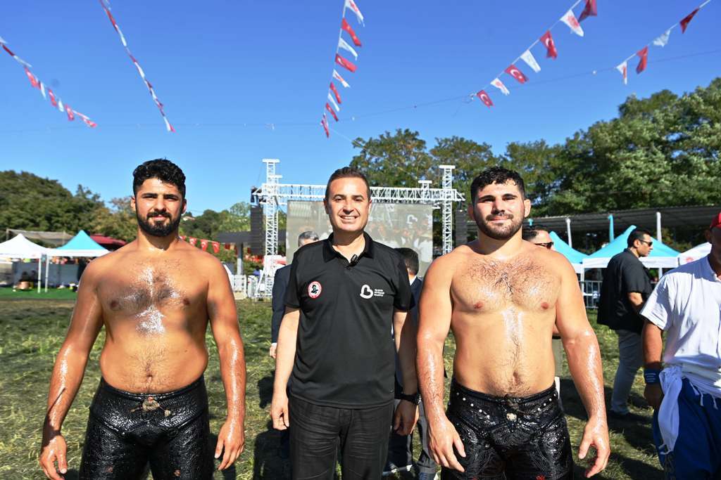 kurtdereli_gureslerinde_altin_kemerin_sahibi_enes_dogan_oldu_-18 Yağlı Güreşlerin kalbi Balıkesir’de attı