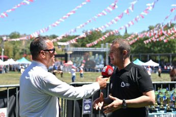 kurtdereli_gureslerinde_altin_kemerin_sahibi_enes_dogan_oldu_-31-345x230 Yağlı Güreşlerin kalbi Balıkesir’de attı