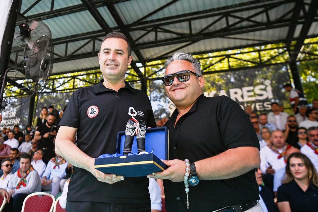 kurtdereli_gureslerinde_altin_kemerin_sahibi_enes_dogan_oldu_-35 Yağlı Güreşlerin kalbi Balıkesir’de attı