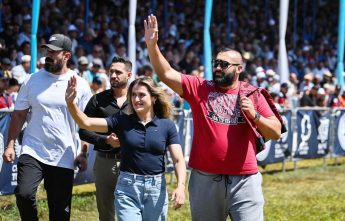 kurtdereli_gureslerinde_altin_kemerin_sahibi_enes_dogan_oldu_-39-345x221 Yağlı Güreşlerin kalbi Balıkesir’de attı