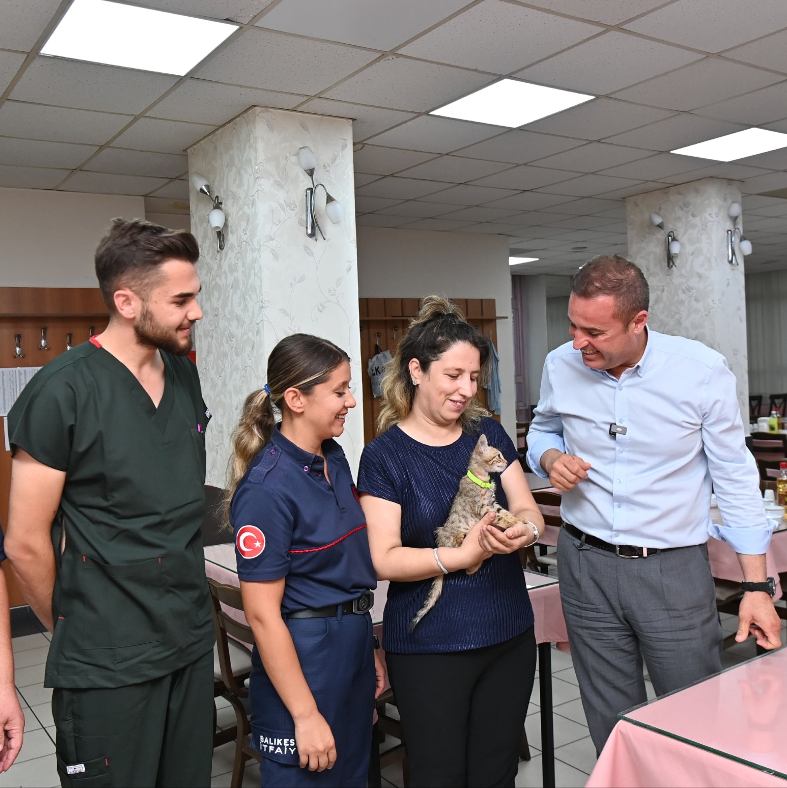 tedavisi_tamamlanan_yavru_kedi_biber_sahibiyle_bulustu_5 Tedavisi Tamamlanan Yavru Kedi Biber Sahibiyle Buluştu - Balıkesir Büyükşehir Belediyesi