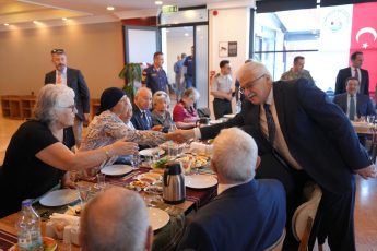 20-345x230 BURHANİYE BELEDİYESİ’NDEN GAZİLERE 19 EYLÜL KAHVALTISI