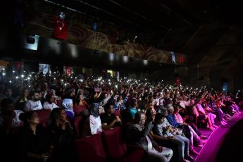 kultur_ve_sanatin_kalbi_avluda_atiyor_7-1-345x230 Kültür ve sanatın kalbi Avlu’da atıyor