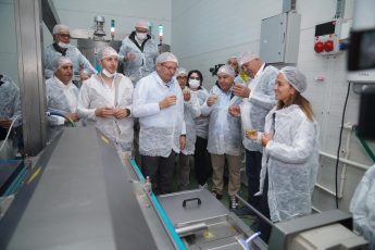 0000000000-345x230 AYVALIK’TAN DOPDOLU PROGRAMIYLA BİR FESTİVAL DAHA GEÇTİ