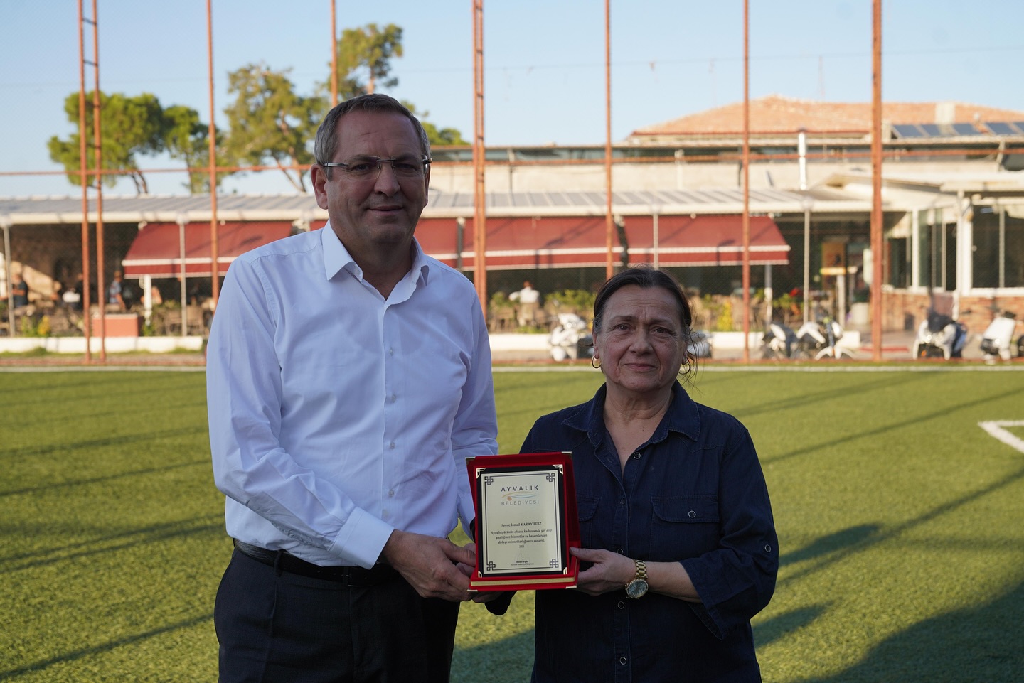 02-1 Başkan Ergin: “Ayvalıkgücü’nün efsanelerini rahmet ve özlemle anıyoruz”