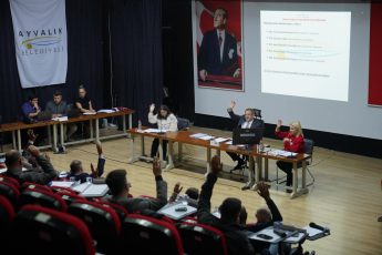 02-5-345x230 SON 5 YILDA BÜTÇEDE ON KAT BÜYÜME GERÇEKLEŞTİRİLDİ…