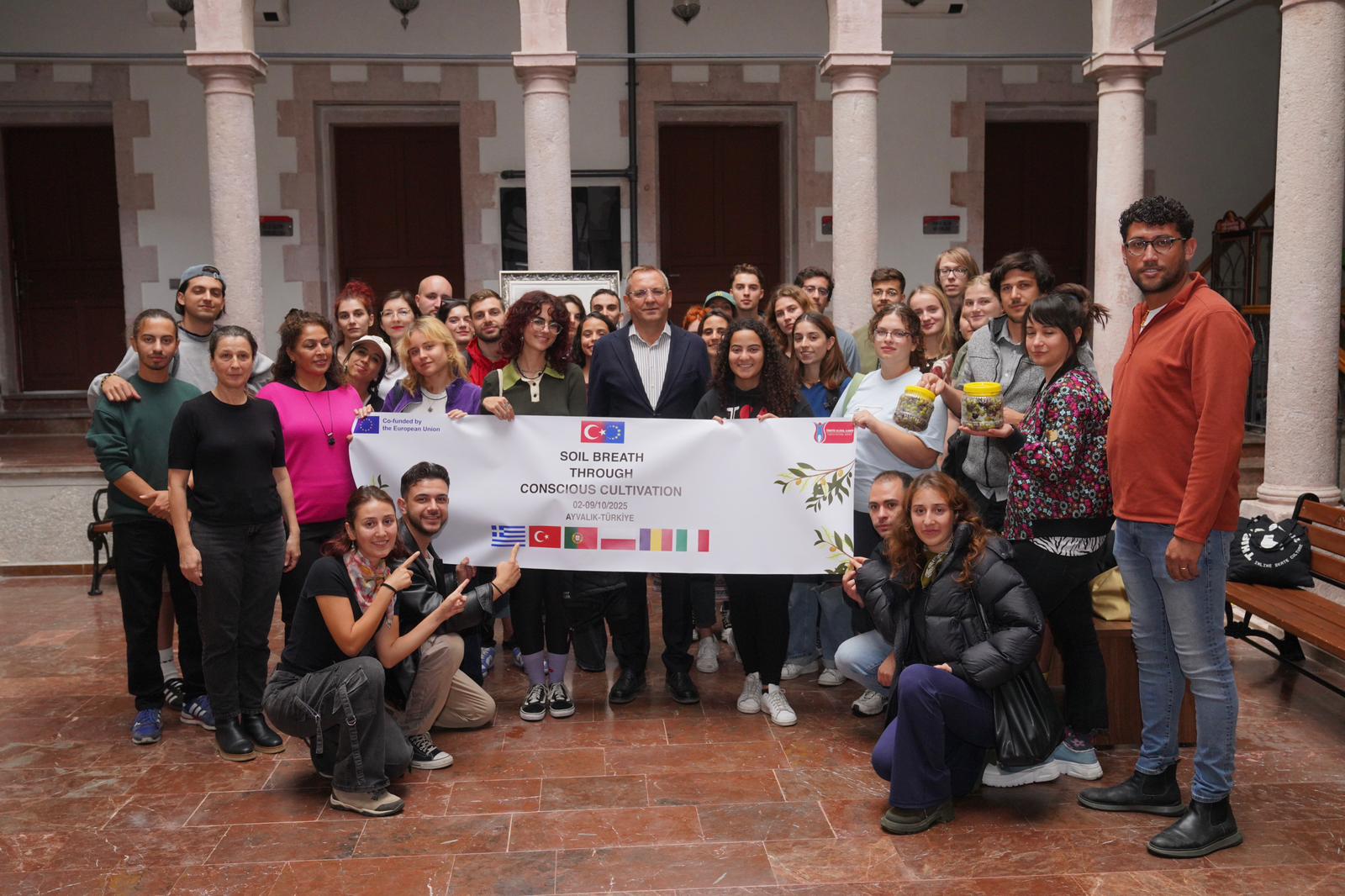 04-3 Ayvalık’ta Uluslararası Gençlik Projesi Kapsamında Zeytin Kültürü Deneyimi