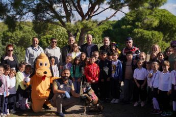 05-2-345x230 AYVALIK BELEDİYESİ’NDEN DÜNYA HAYVANLARI KORUMA GÜNÜ’NDE ANLAMLI MESAJ: “SATIN ALMA, SAHİPLEN”