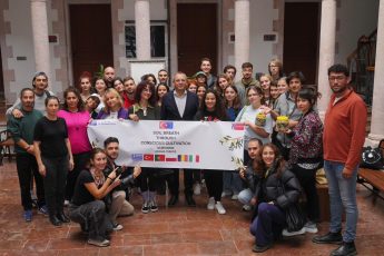 05-3-345x230 Ayvalık’ta Uluslararası Gençlik Projesi Kapsamında Zeytin Kültürü Deneyimi