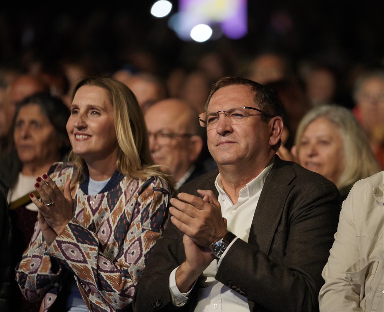 05-4 20. Ayvalık Uluslararası Zeytin Hasat ve Turizm Festivali’nde müzik dolu gece...
