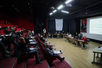 06-4-345x230 SON 5 YILDA BÜTÇEDE ON KAT BÜYÜME GERÇEKLEŞTİRİLDİ…