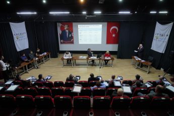 07-4-345x230 SON 5 YILDA BÜTÇEDE ON KAT BÜYÜME GERÇEKLEŞTİRİLDİ…