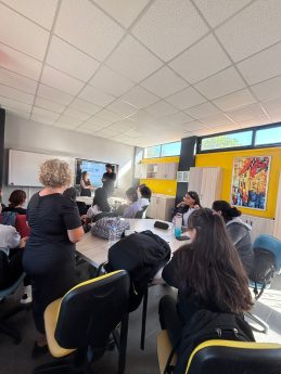 08-259x345 Ayvalık Endüstriyel Peyzajı Dünya Mirası yolculuğuna gençlerimizden anlamlı destek