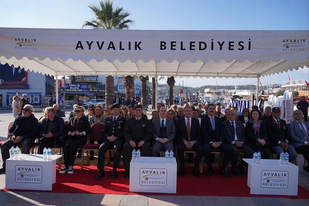 09-4 Ayvalık’ta Muhtarlar Günü kutlandı