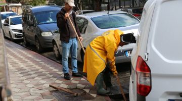 Edremit Belediyesi Sağanak Yağışlara Karşı 7/24 sahada