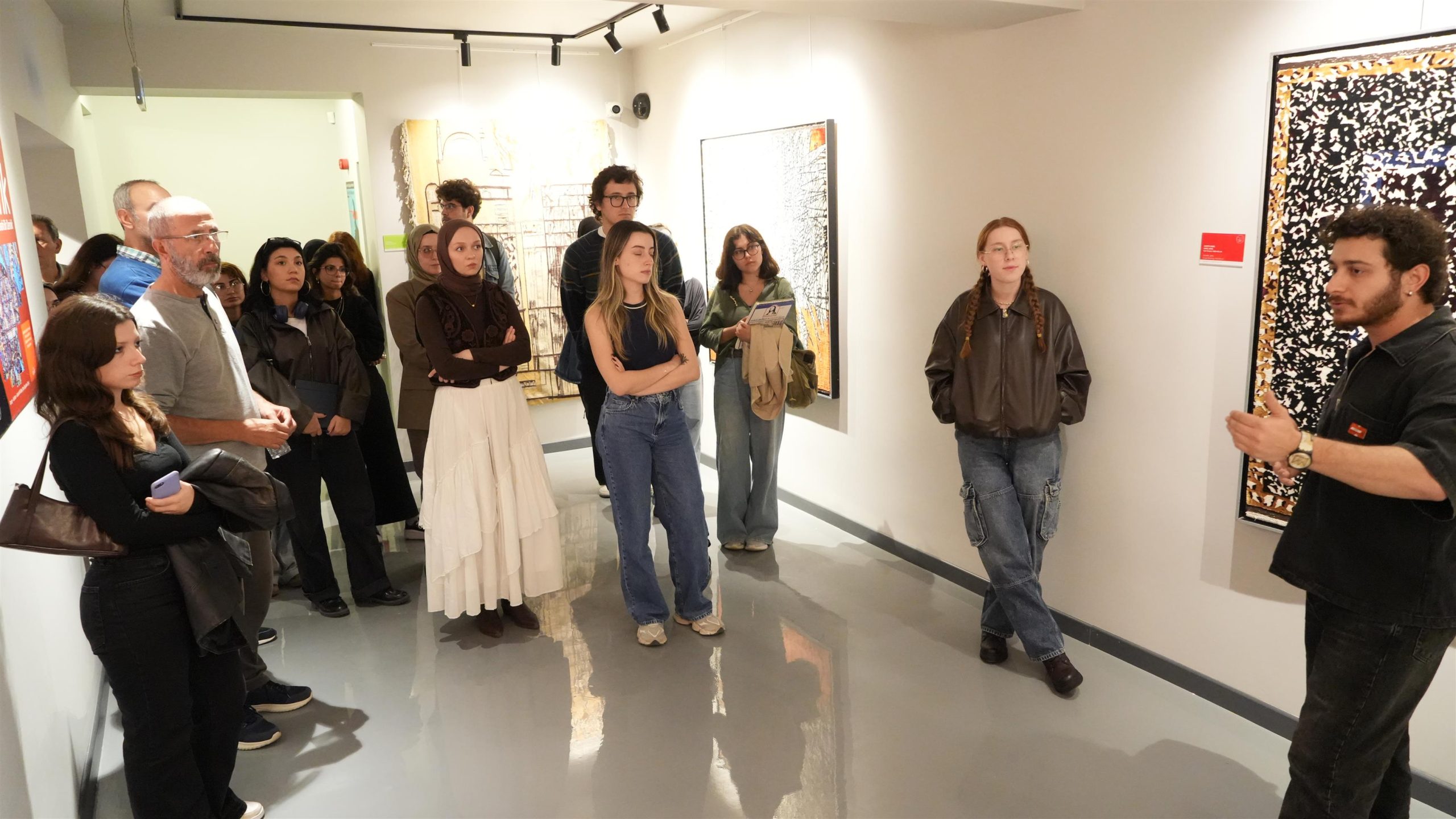 1-12-scaled YAŞAYAN MÜZELER ZİYARETÇİLERİNİ AĞIRLIYOR