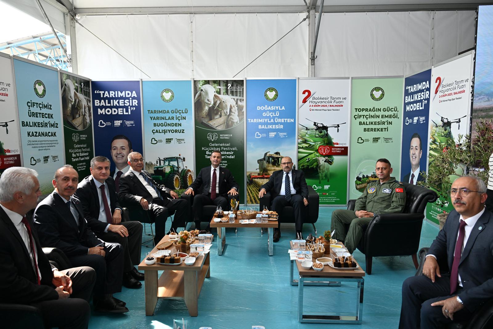 1-15 Bölgenin en büyük "Tarım ve Hayvancılık Fuarı" kapılarını açtı