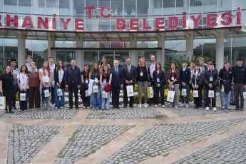 1-19-345x230 BURHANİYE, KARDEŞ ŞEHİR HÜRTH’TEN GELEN MİSAFİRLERİNİ AĞIRLADI