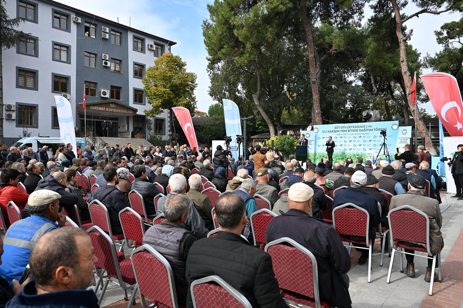 1-2-14 Büyükşehirin çiftçiye desteği sürüyor