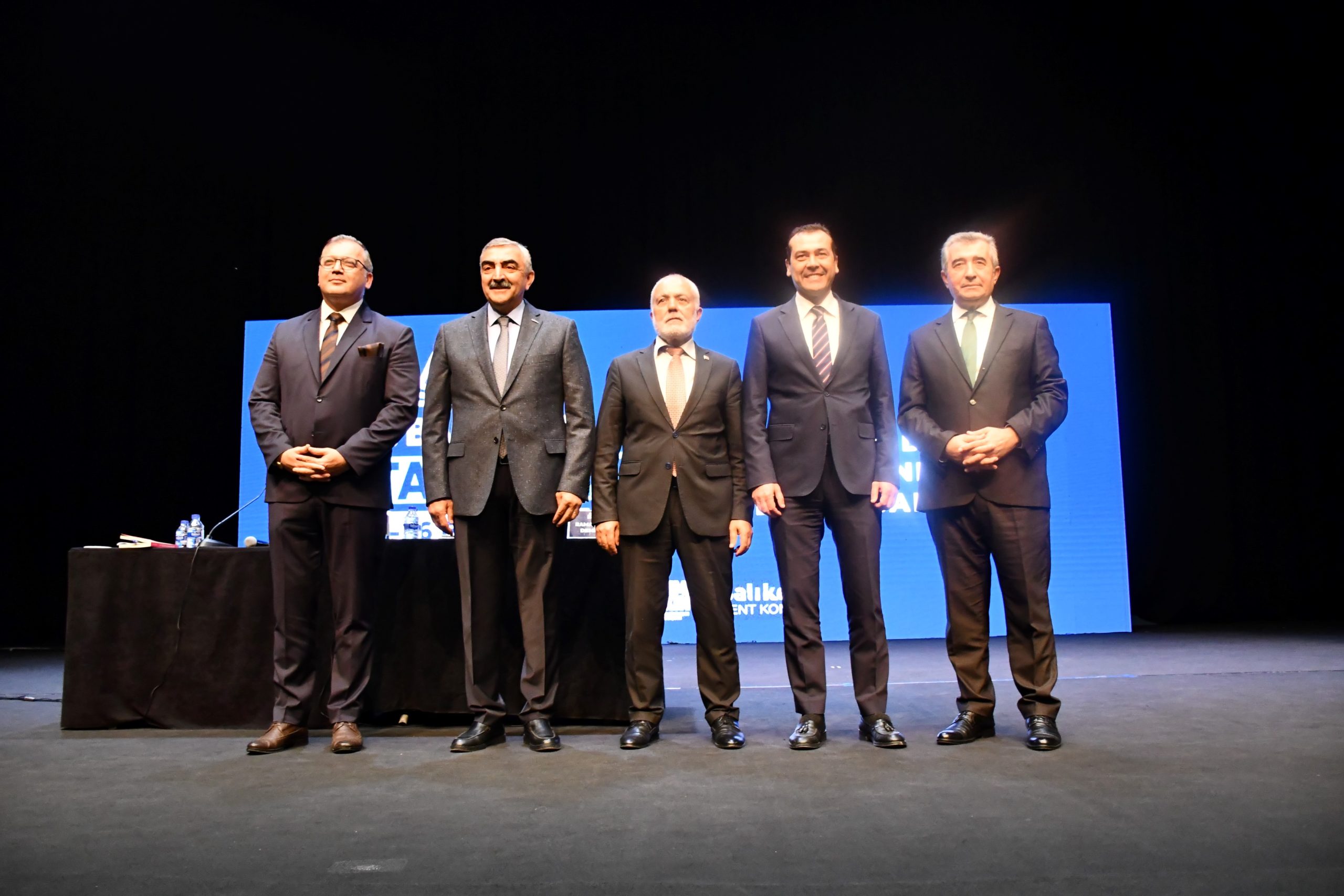 Balıkesir Kitap Fuarı’nda medya, siyaset ve edebiyat rüzgârı esti