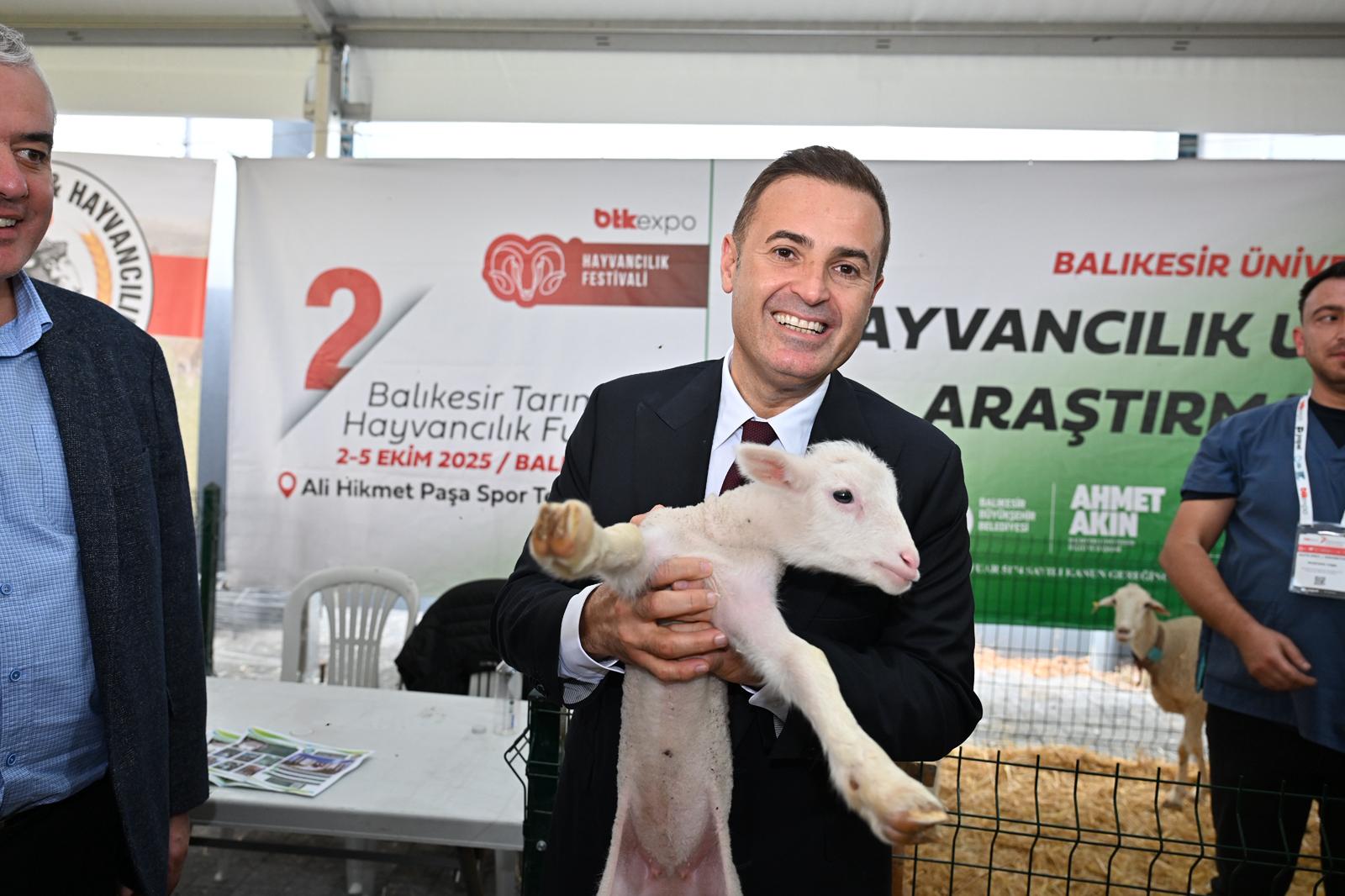 1-23 Bölgenin en büyük "Tarım ve Hayvancılık Fuarı" kapılarını açtı