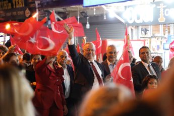 1-3-10-345x230 Edremit’te Cumhuriyet bayramı büyük bir coşkuyla kutlanacak