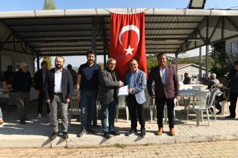 1-5-5-345x230 BAŞKAN ŞEHİRLİ, TAŞKÖY’DE 35 YILLIK TAPU SORUNUNU ÇÖZDÜ