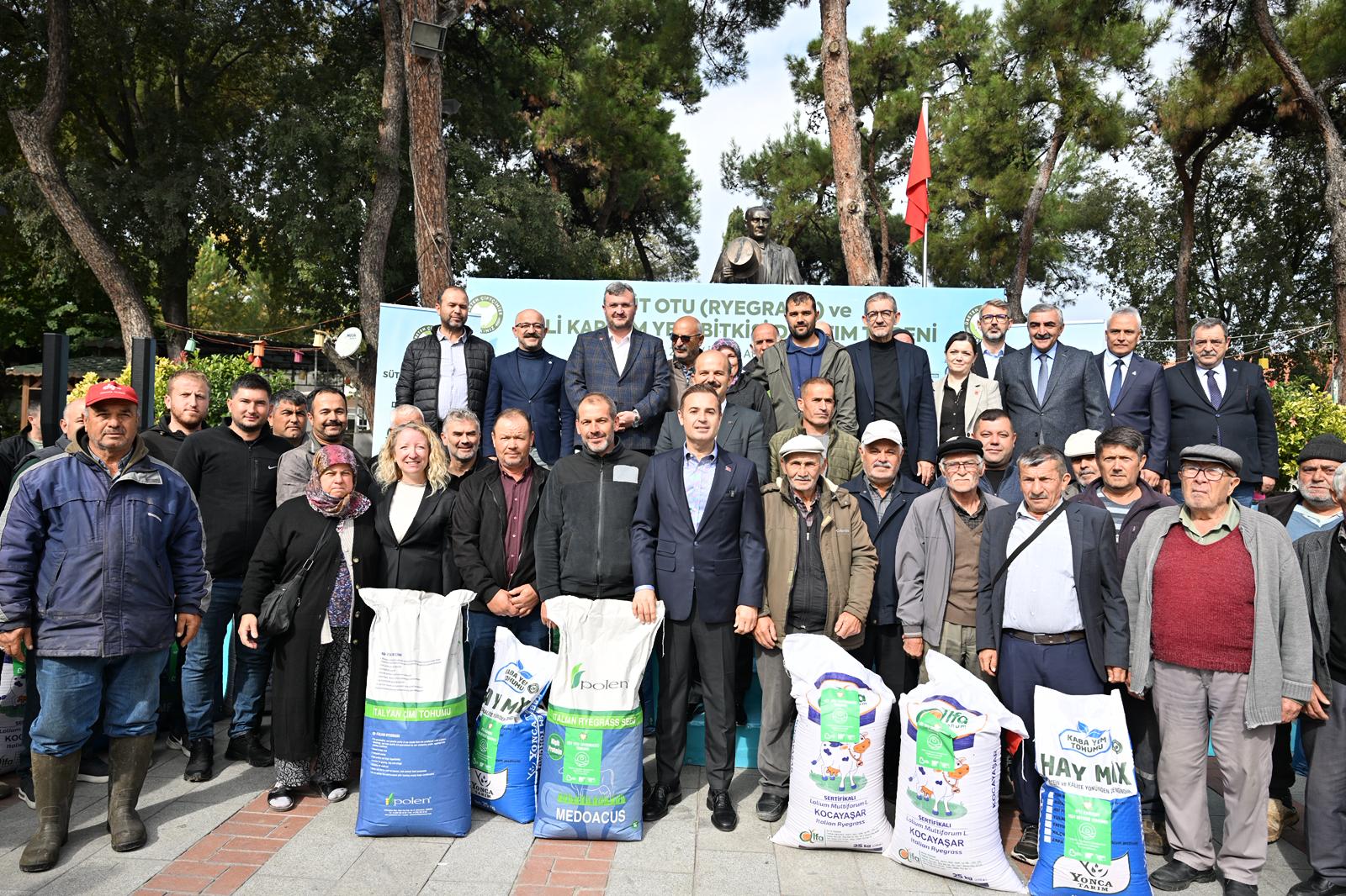 1-6-6 Büyükşehirin çiftçiye desteği sürüyor