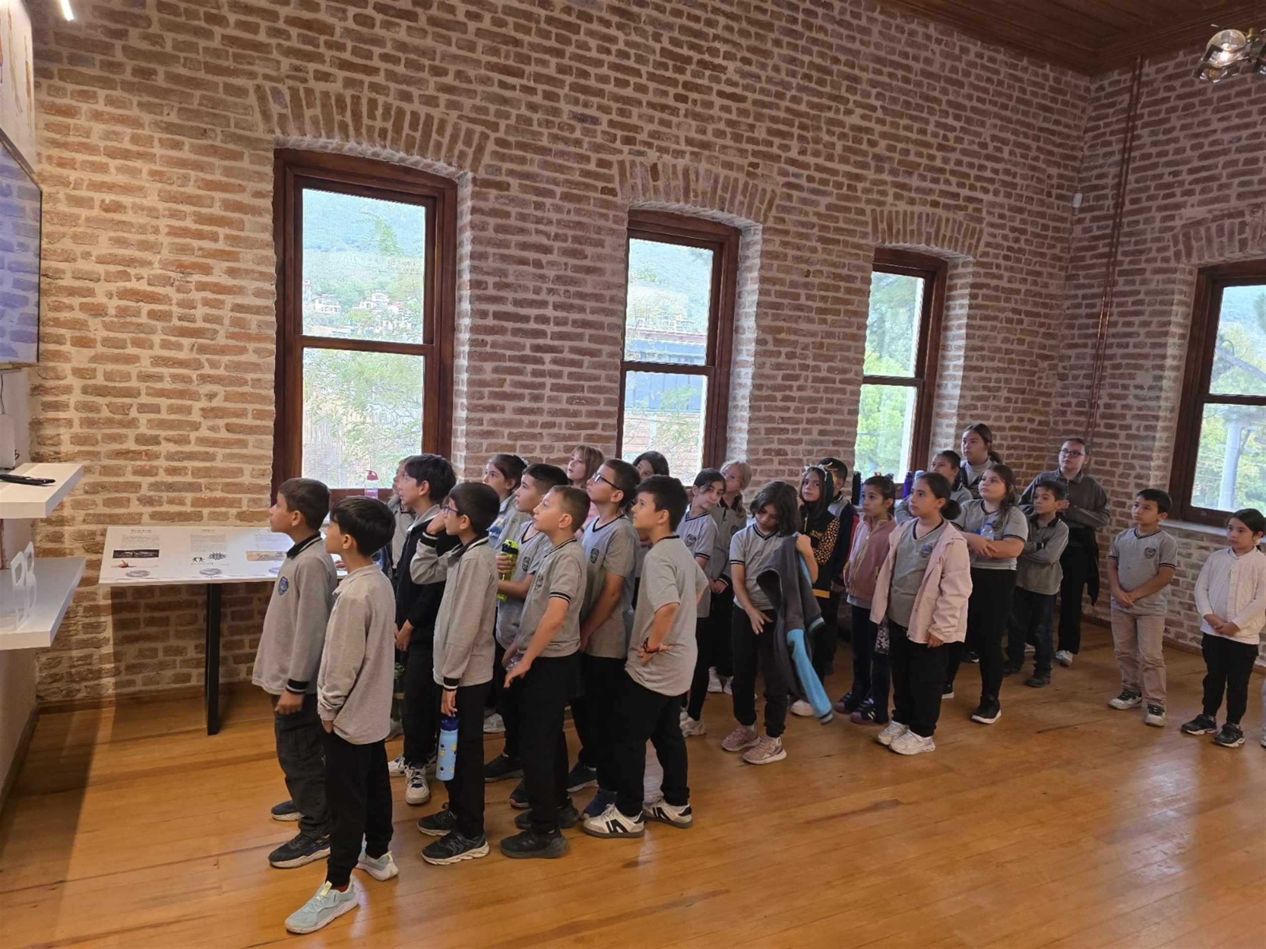 1-7-3-scaled YAŞAYAN MÜZELER ZİYARETÇİLERİNİ AĞIRLIYOR