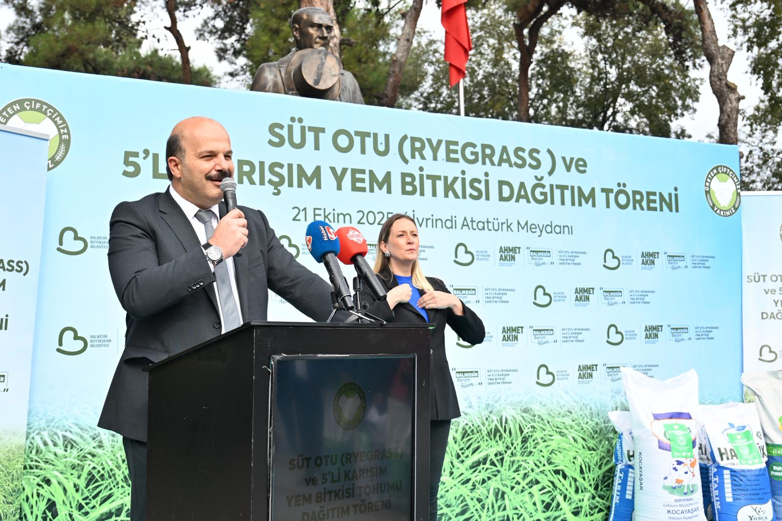 1-8-4 Büyükşehirin çiftçiye desteği sürüyor