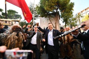 1-9-2-345x230 10.10’da Kuvayımilliye ruhu meydanlara taşındı