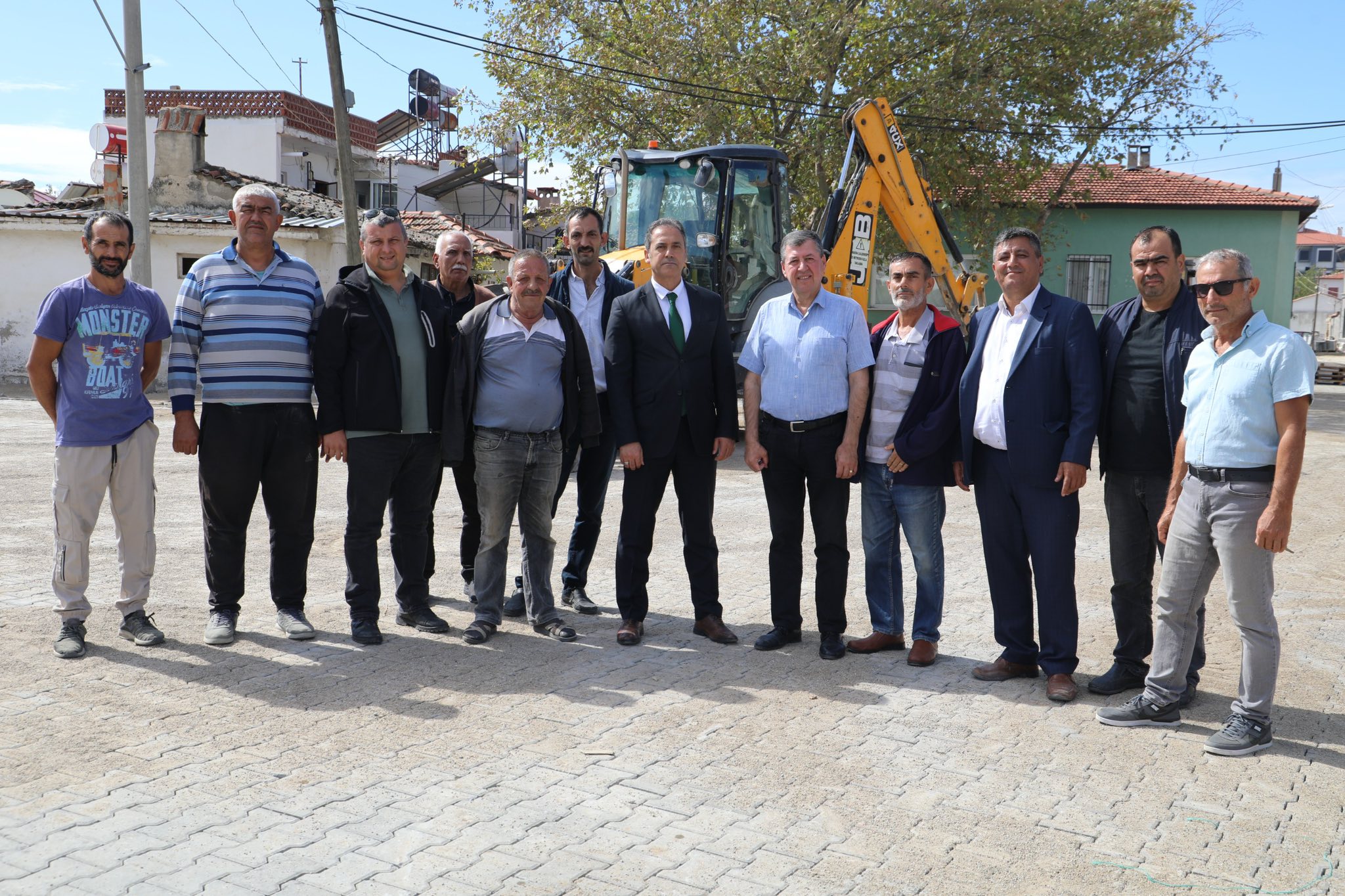 PAZARBAŞI CADDESİ’NDE ÇALIŞMALAR TAMAMLANDI