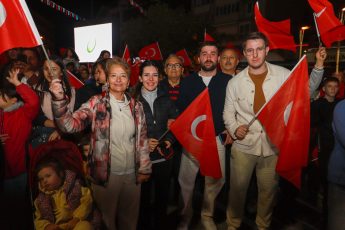 10-3-345x230 BURHANİYE’DE CUMHURİYET’İN 102. YILI FENER ALAYIYLA KUTLANDI