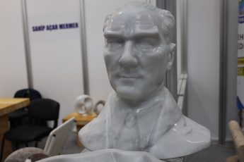 1760100340_026A9226-345x230 Egeli madencilerin 9 aylık ihracatı 1 milyar doları aştı