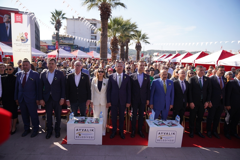 20. AYVALIK ULUSLARARASI ZEYTİN HASAT VE TURİZM FESTİVALİ BAŞLADI