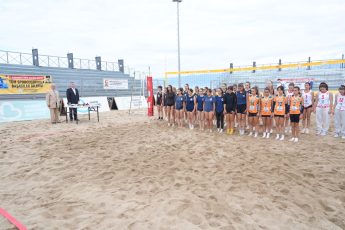 3-345x230 BURHANİYE’DE GELENEKSEL ÖREN ATATÜRK KUPASI PLAJ VOLEYBOLU TURNUVASI BAŞLADI