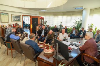 5-2-345x230 MUHTARLAR BURHANİYE BELEDİYESİNDE BİR ARAYA GELDİ