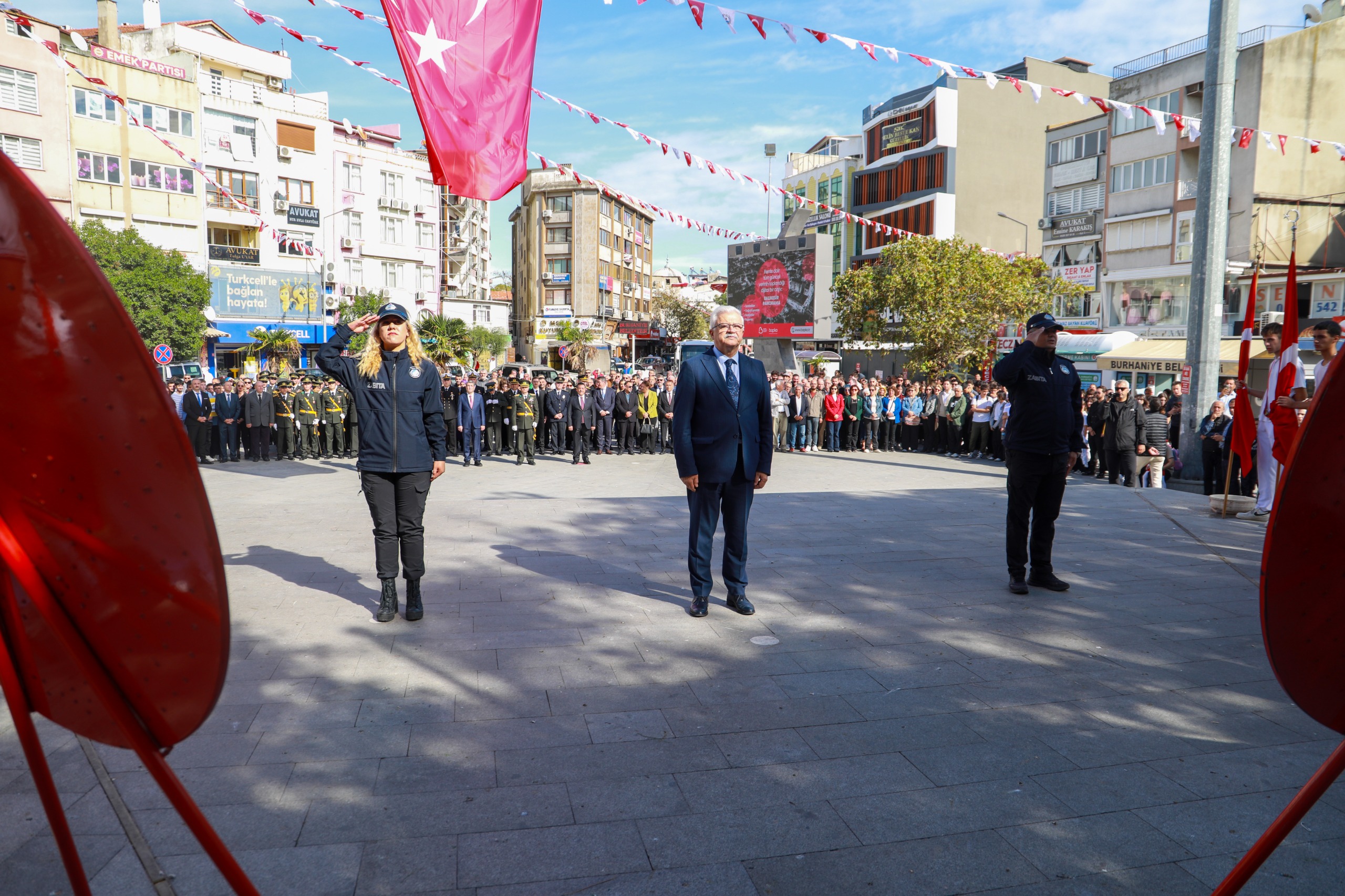 6-3 29 EKİM CUMHURİYET BAYRAMI ÇELENK TÖRENİ YAPILDI