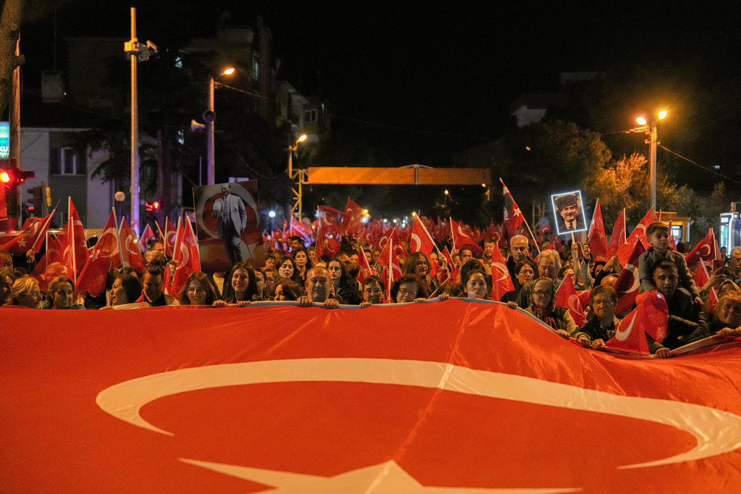 6-6 BURHANİYE’DE 29 EKİM CUMHURİYET COŞKUSU YAŞANACAK