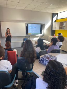 6f238936-5014-47bd-a2f7-0d7d520ba003-259x345 Ayvalık Endüstriyel Peyzajı Dünya Mirası yolculuğuna gençlerimizden anlamlı destek