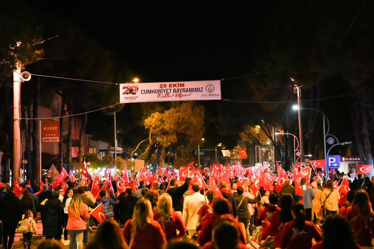 7-3 BURHANİYE’DE 29 EKİM CUMHURİYET COŞKUSU YAŞANACAK