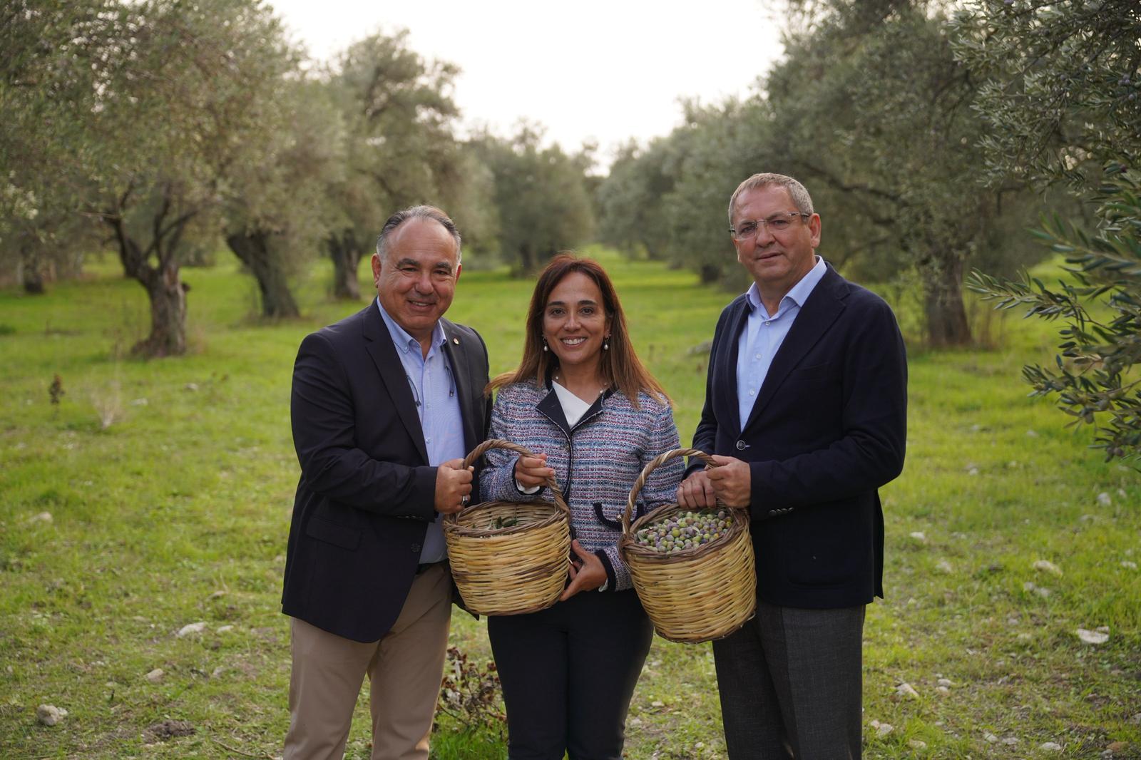 86 AYVALIK’TAN DOPDOLU PROGRAMIYLA BİR FESTİVAL DAHA GEÇTİ