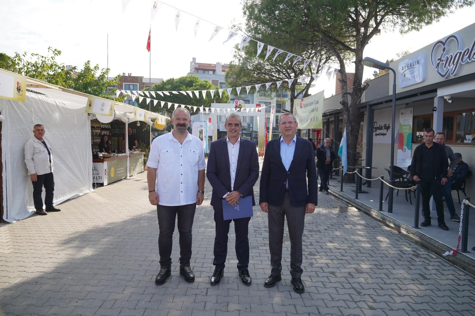 95 AYVALIK’TAN DOPDOLU PROGRAMIYLA BİR FESTİVAL DAHA GEÇTİ