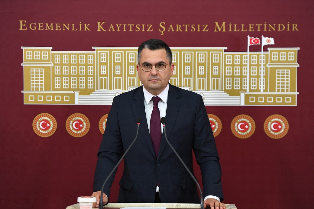 Dalgın’dan Havalimanı Tepkisi: “Trabzon’a Deniz Dolduruluyor, Balıkesir’e Uçak İnmiyor”