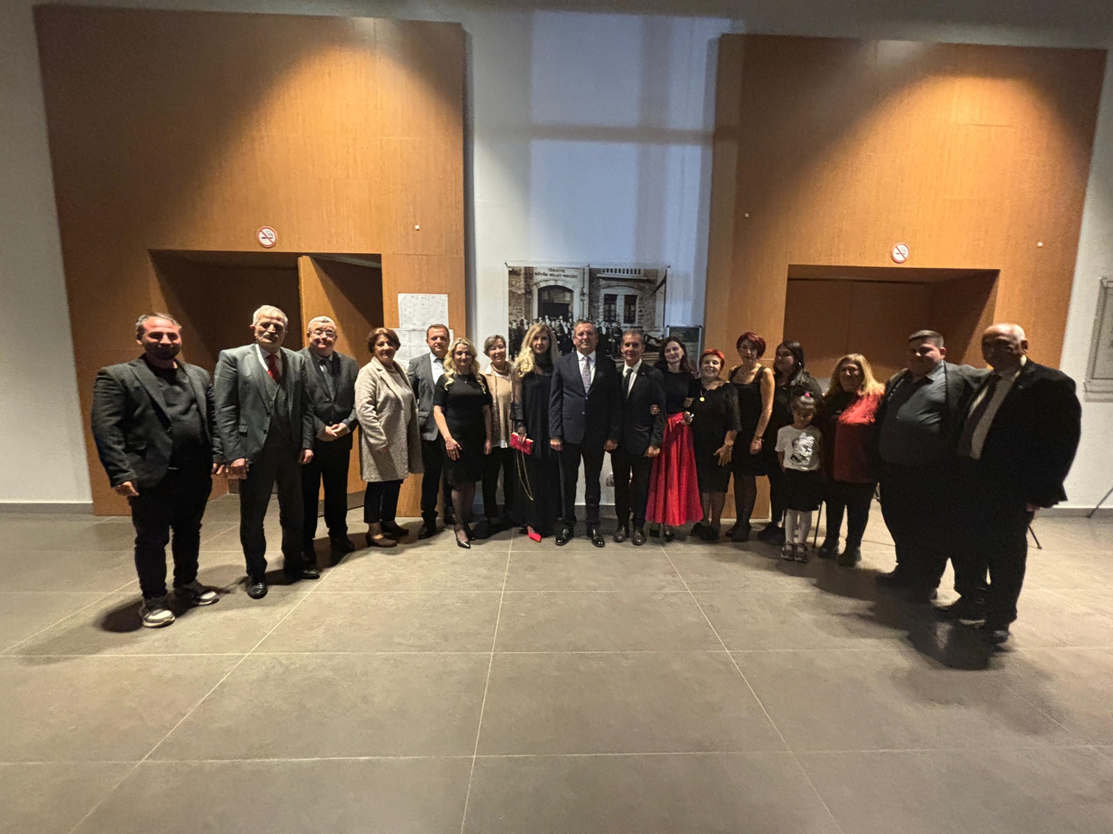 Cumhuriyet’in 102. yılı kapsamında, Ayvalık Atatürkçü Düşünce Derneği’nin ev sahipliğinde düzenlenen buluşma